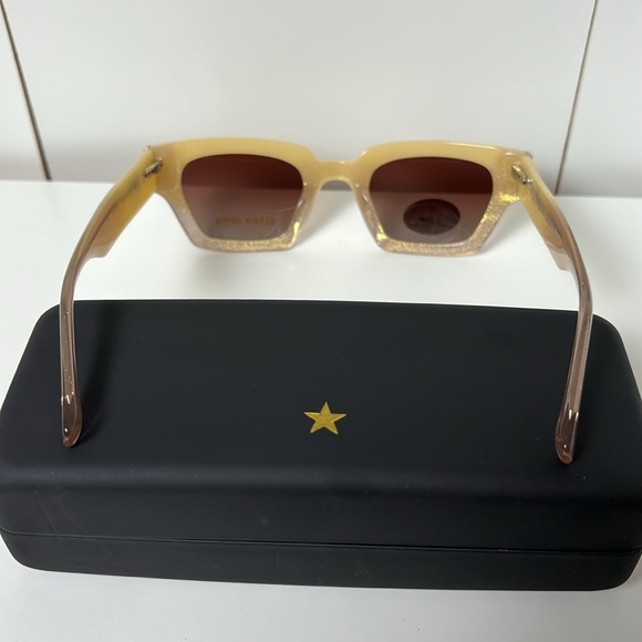 ☀️NWT Elton John Sunglasses Filmstar - Picture 5 of 7